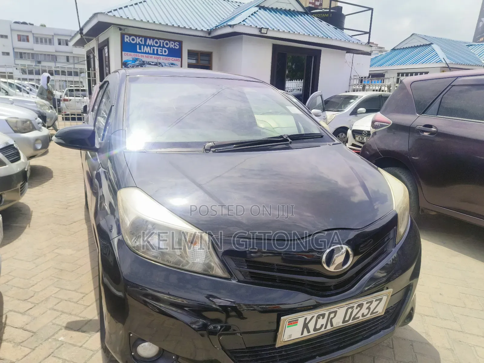 Toyota Vitz 2012 Black