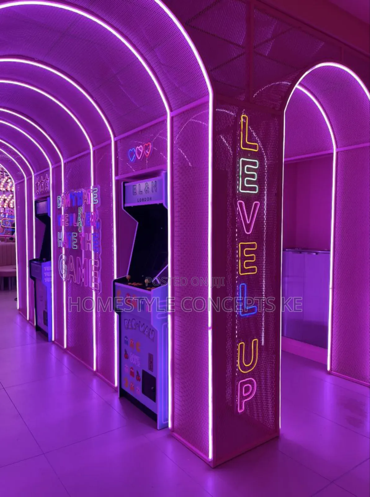 Modern Sports Bar and Grill Nightclub Design and Fit.
