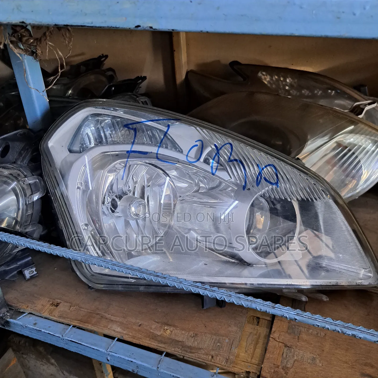 Nissan Dualis Headlight