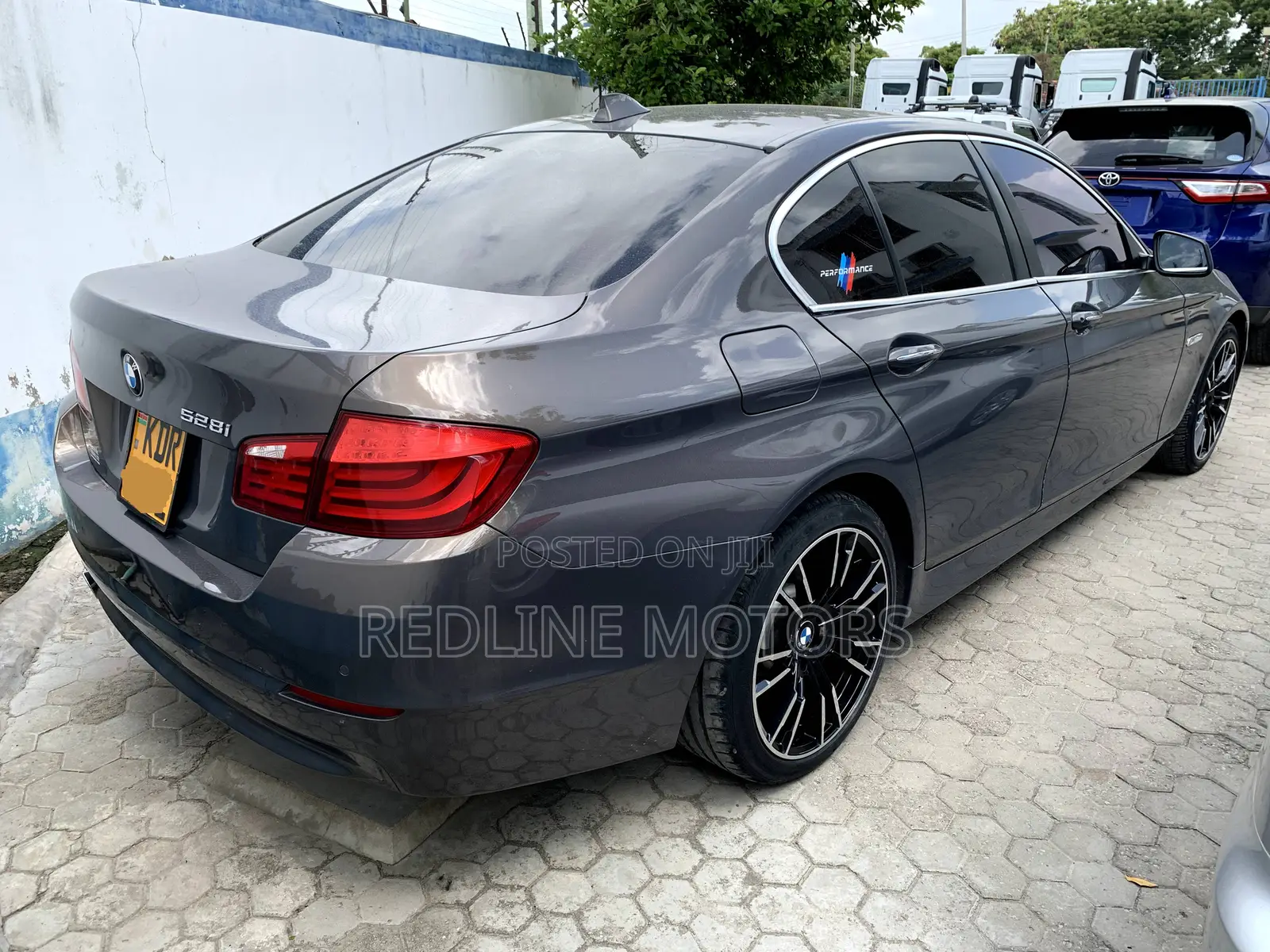 BMW 528i 2013 Gray