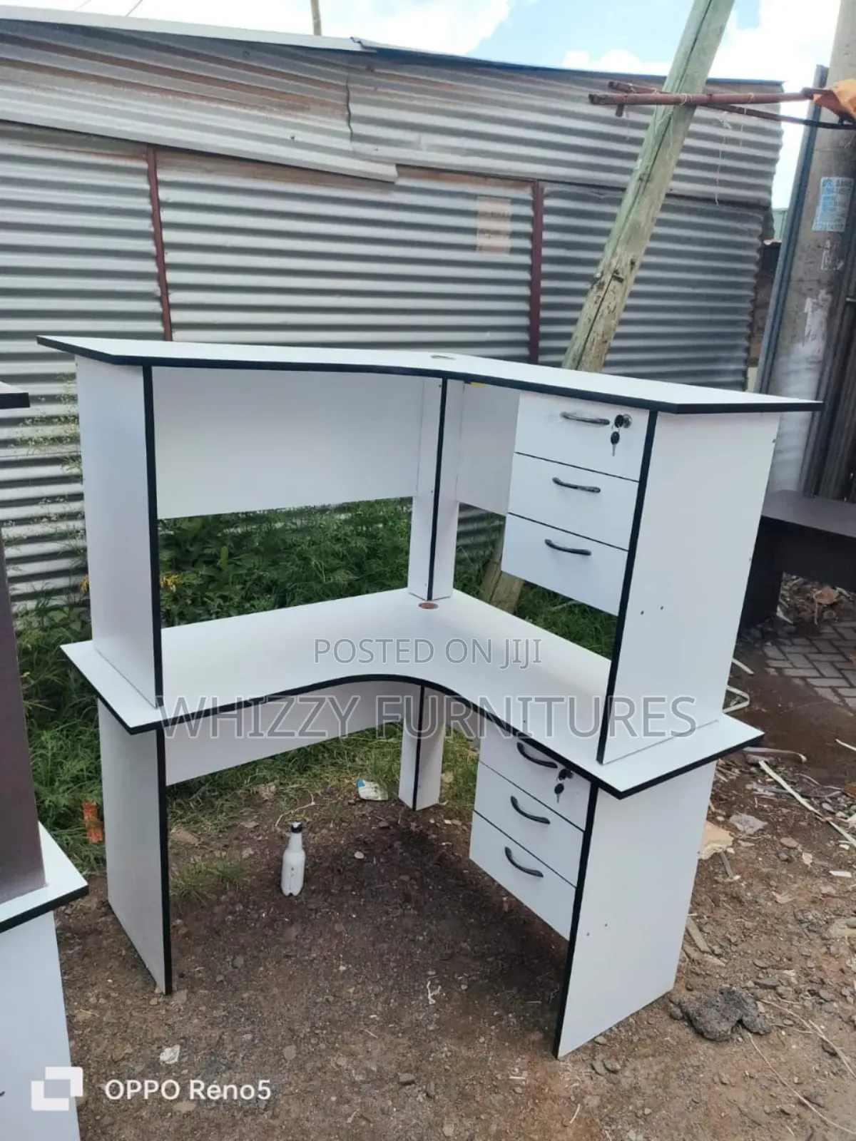L-Shape /Curved Office Desk