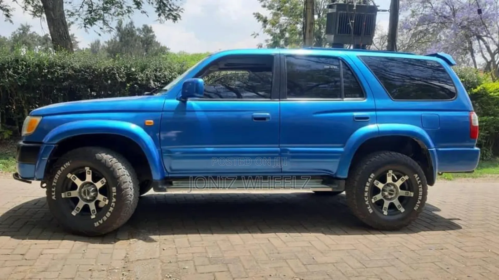 Toyota Hilux 1997 Blue