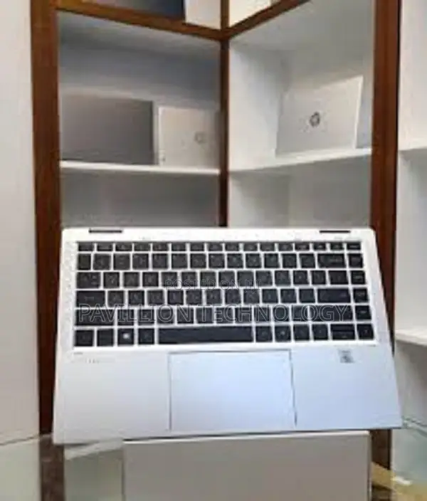 Laptop HP EliteBook X360 1040 G7 16GB Intel Core I7 HDD+SSD 512GB