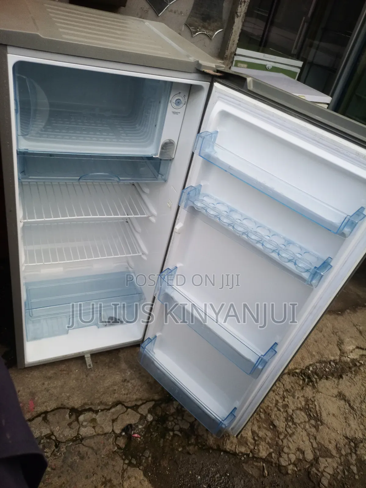 Ramtons Single Door Fridge