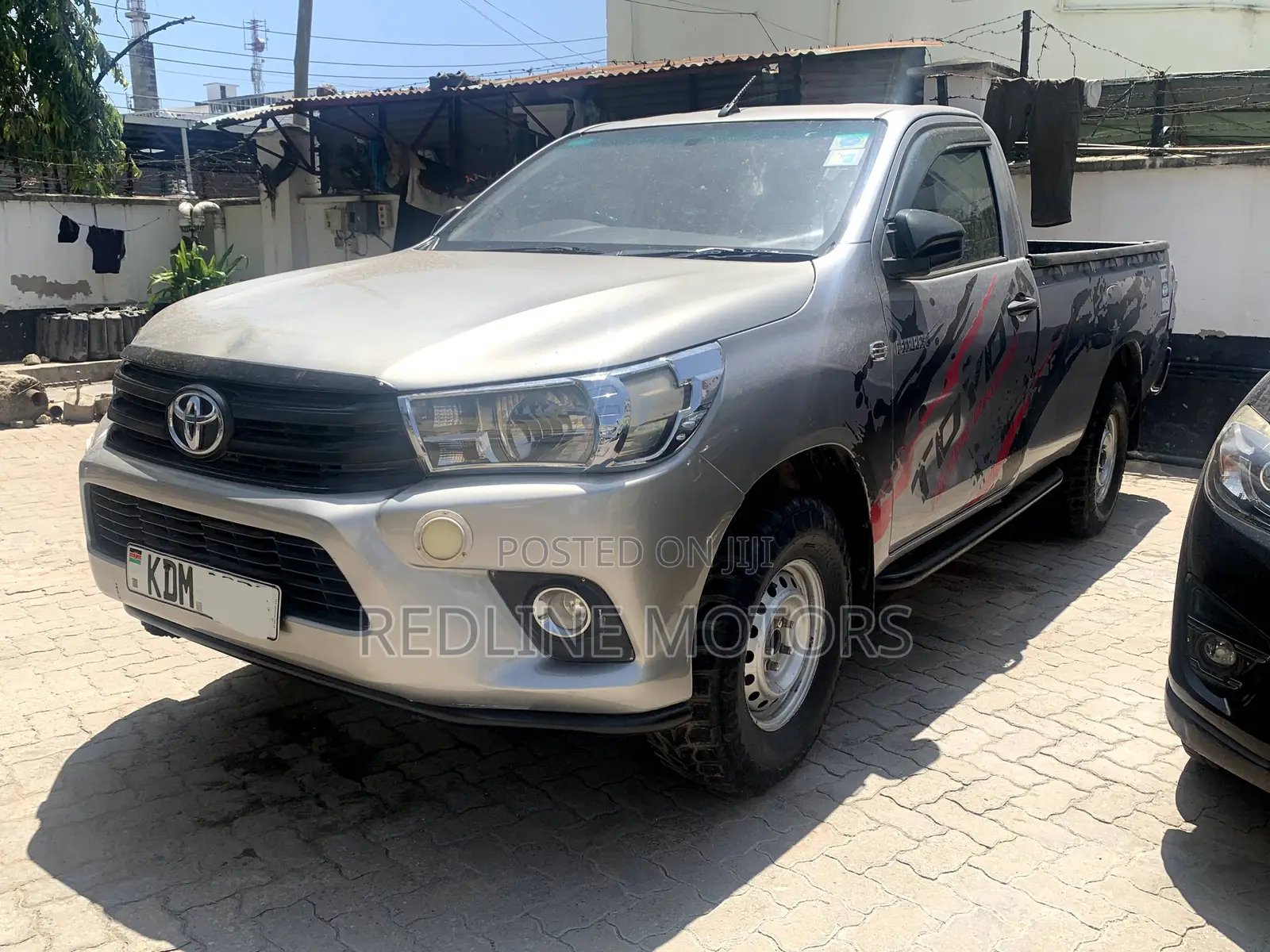 Toyota Hilux 2016 Gray