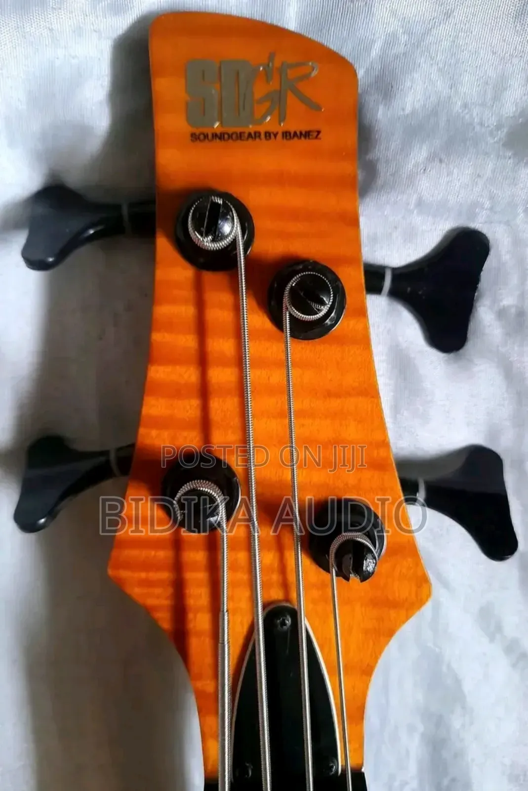 Ibanez Active 4 Strings Bass Guitar