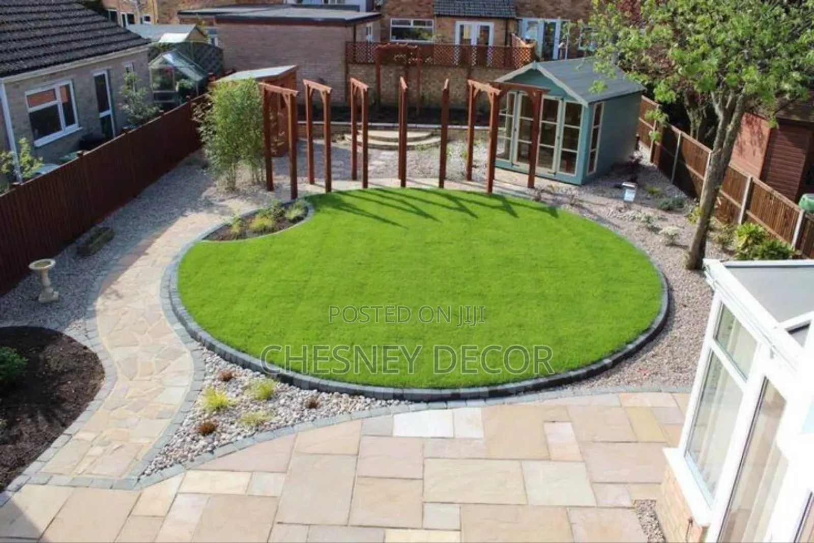 Ciircular Lawn
