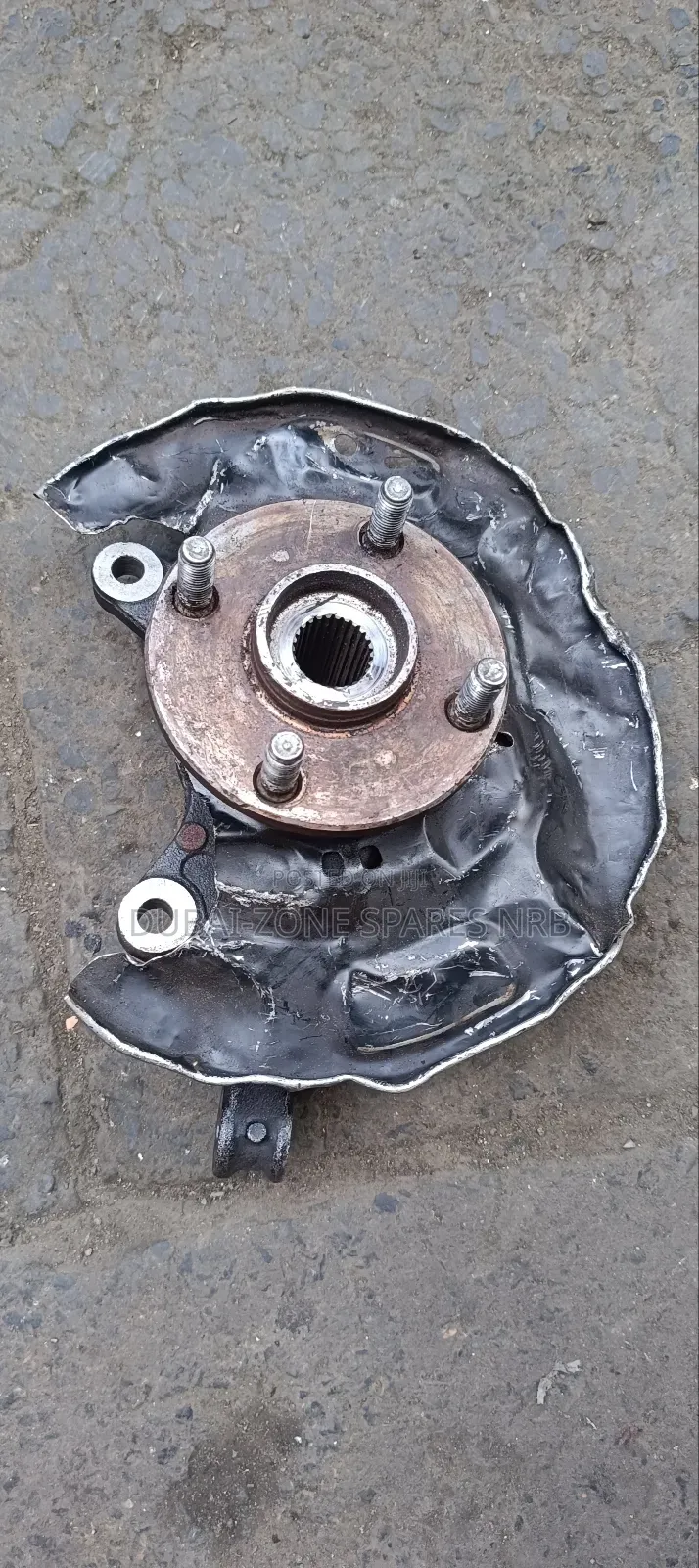 Front Hub Toyota Fielder/Nze/Ractis/Premio/Probox/Available.