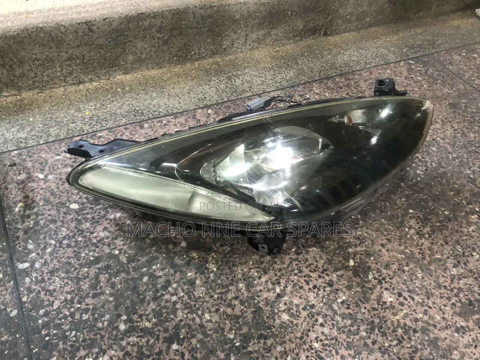Mazda Demio 2008 Headlight