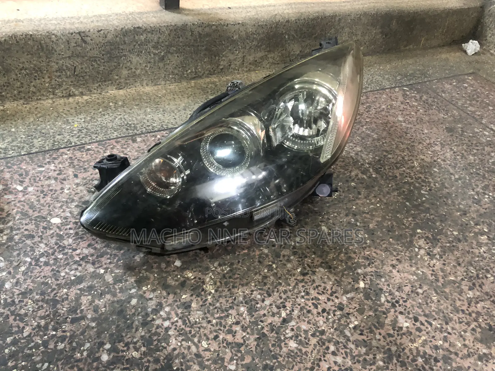 Mazda Demio 2010 Xenon Headlight