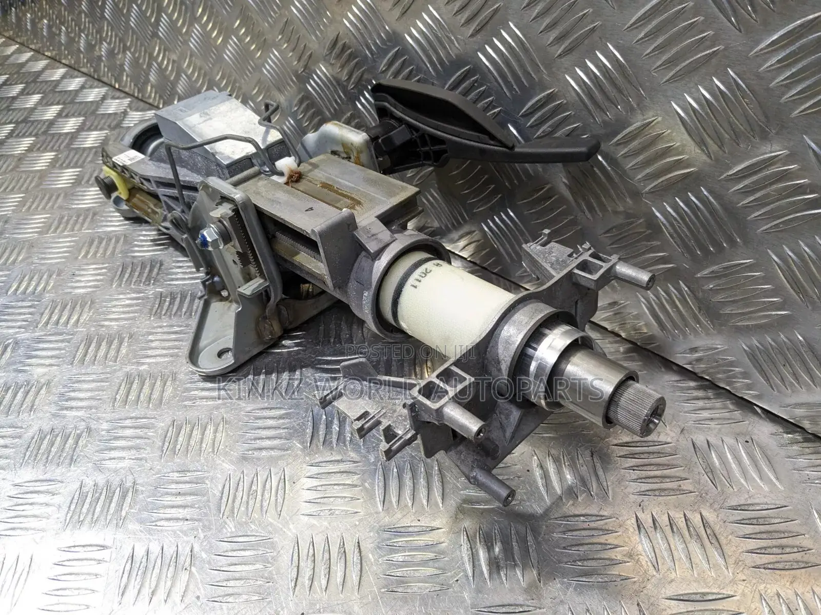 BMW 5 Series F1 2011 Steering Rack 2.0 DIESEL 6795346