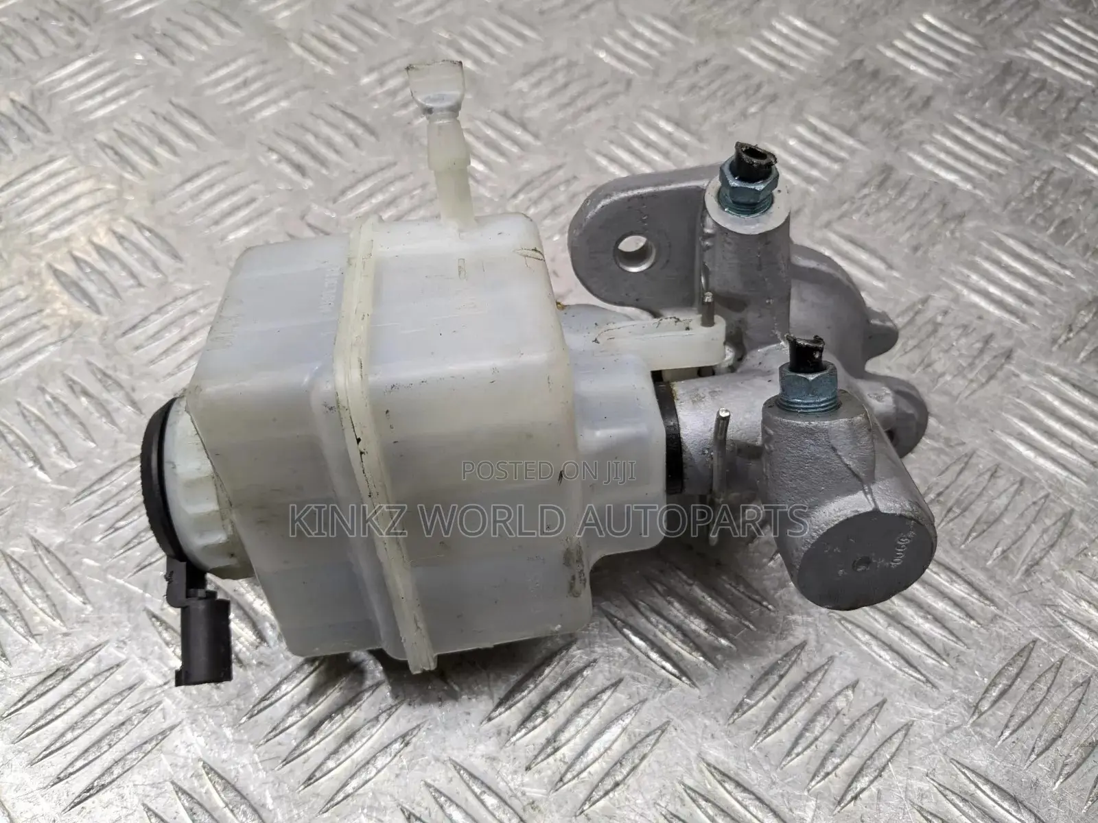BMW 5 Series F10 F11 Brake Master Cylinder Bottle 3.0
