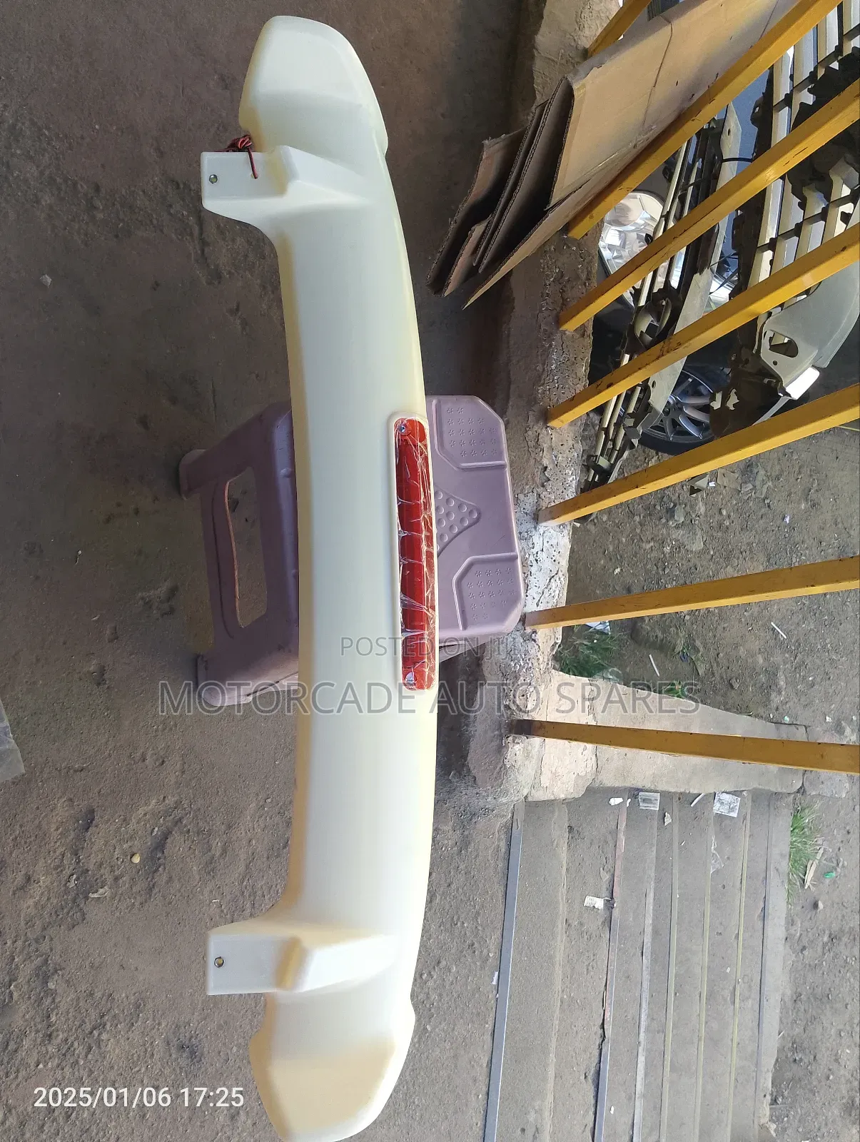 Spoiler Universal With Light Fits Most Cars
