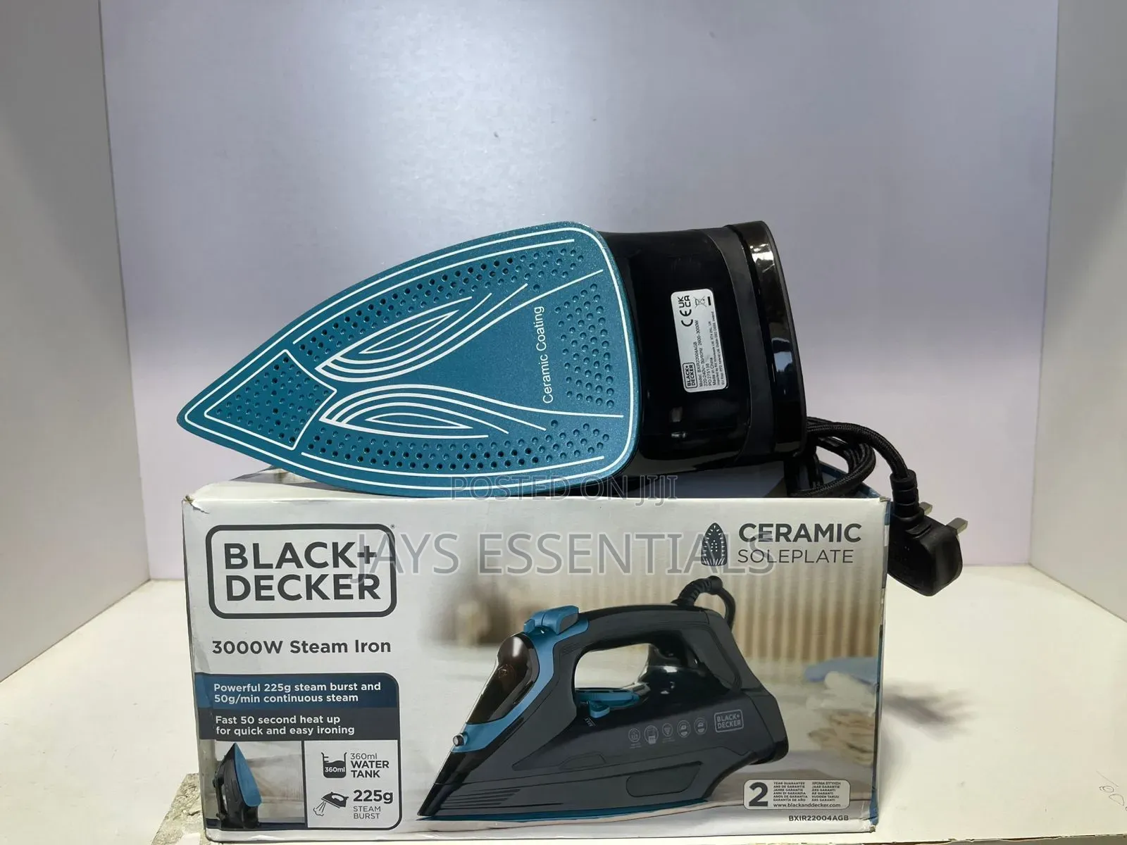 3000 Watts Black Decker Iron Box