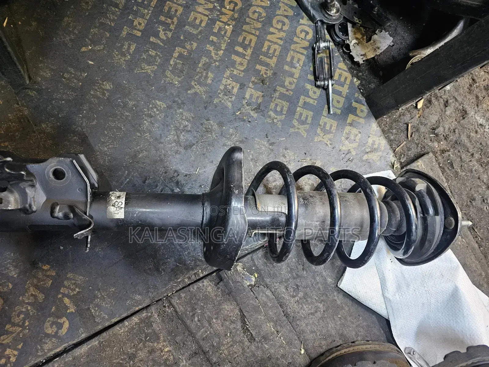Honda Stream Shock