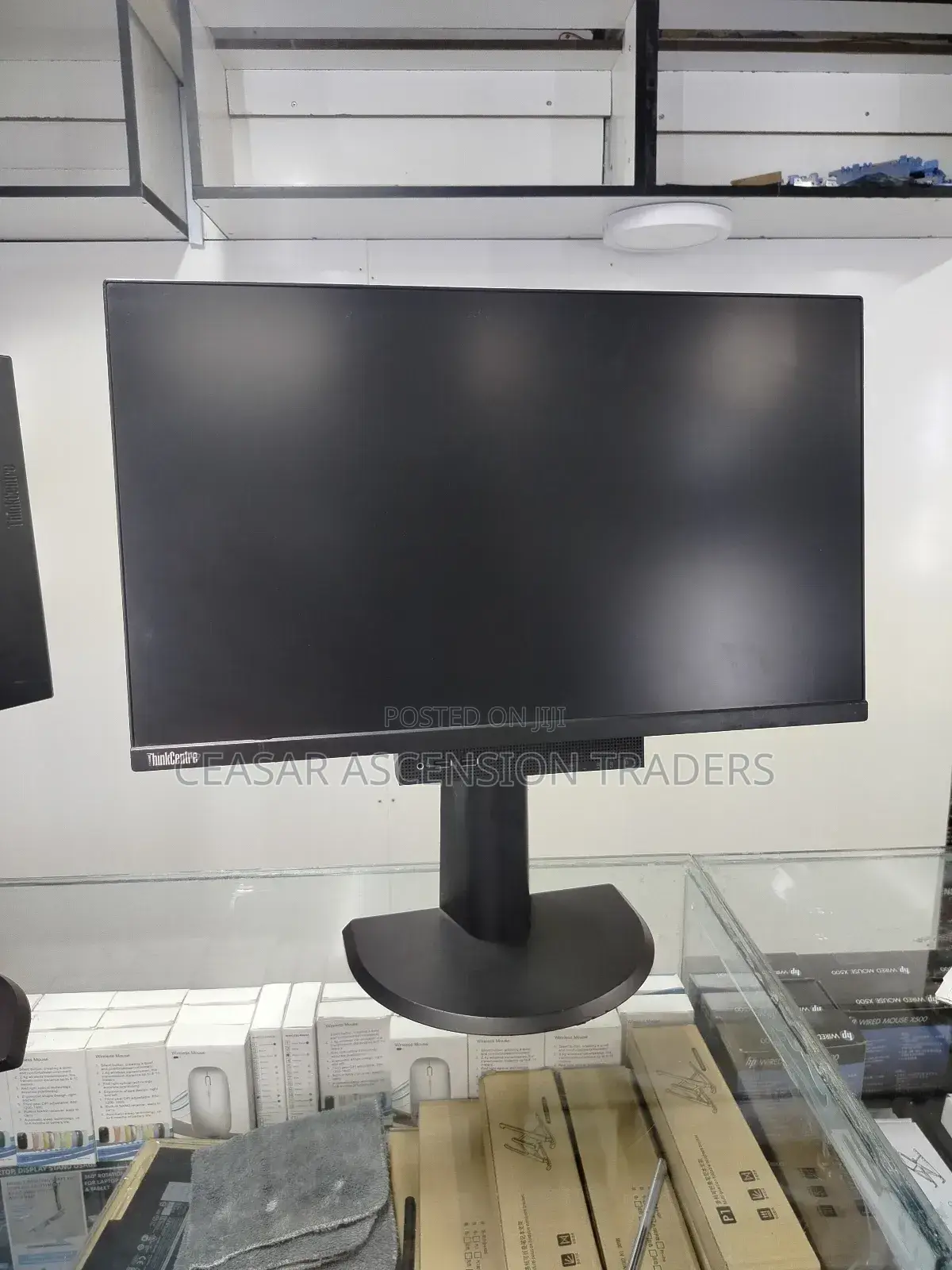 Lenovo 24inch Edge to Edge