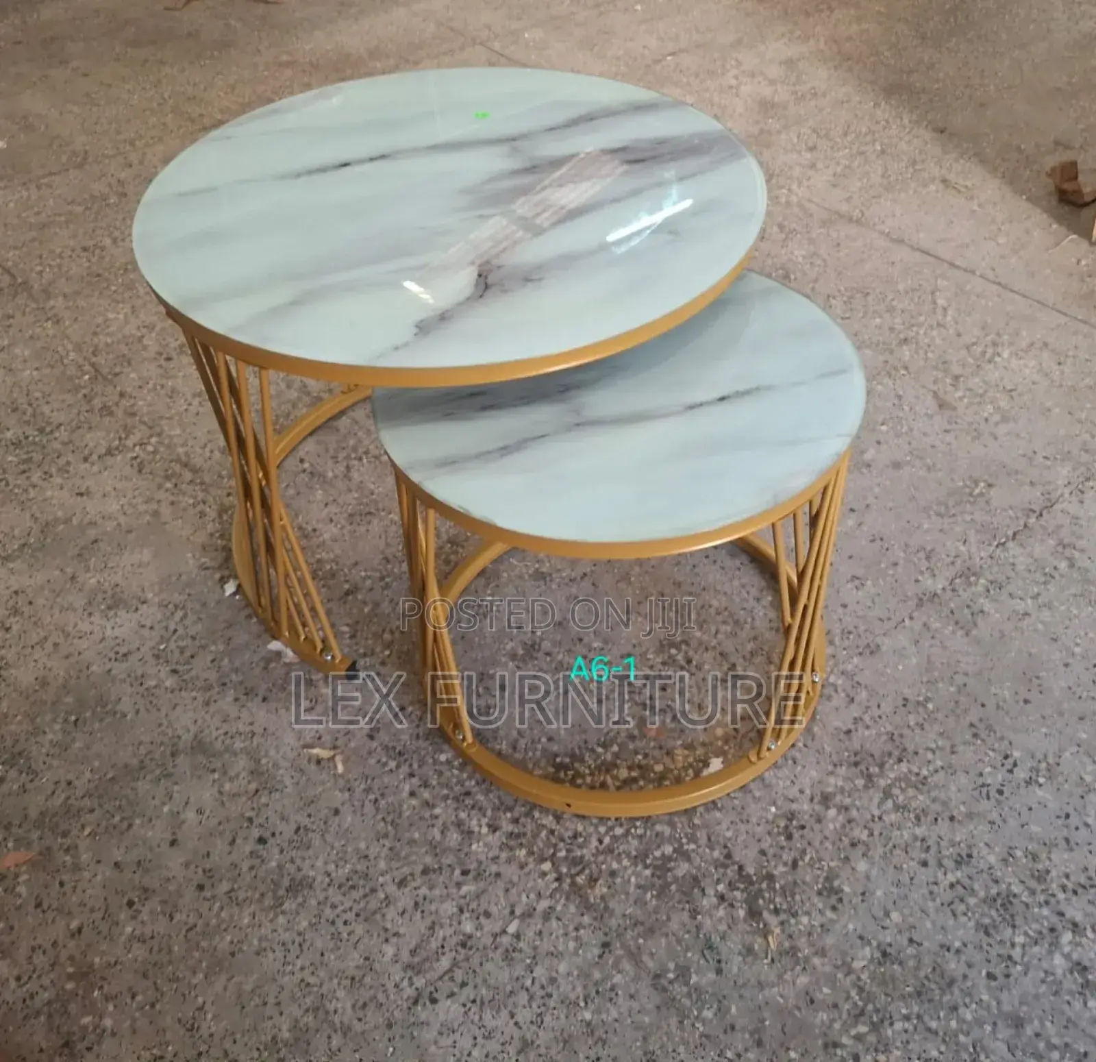 Top Glass Coffee Table