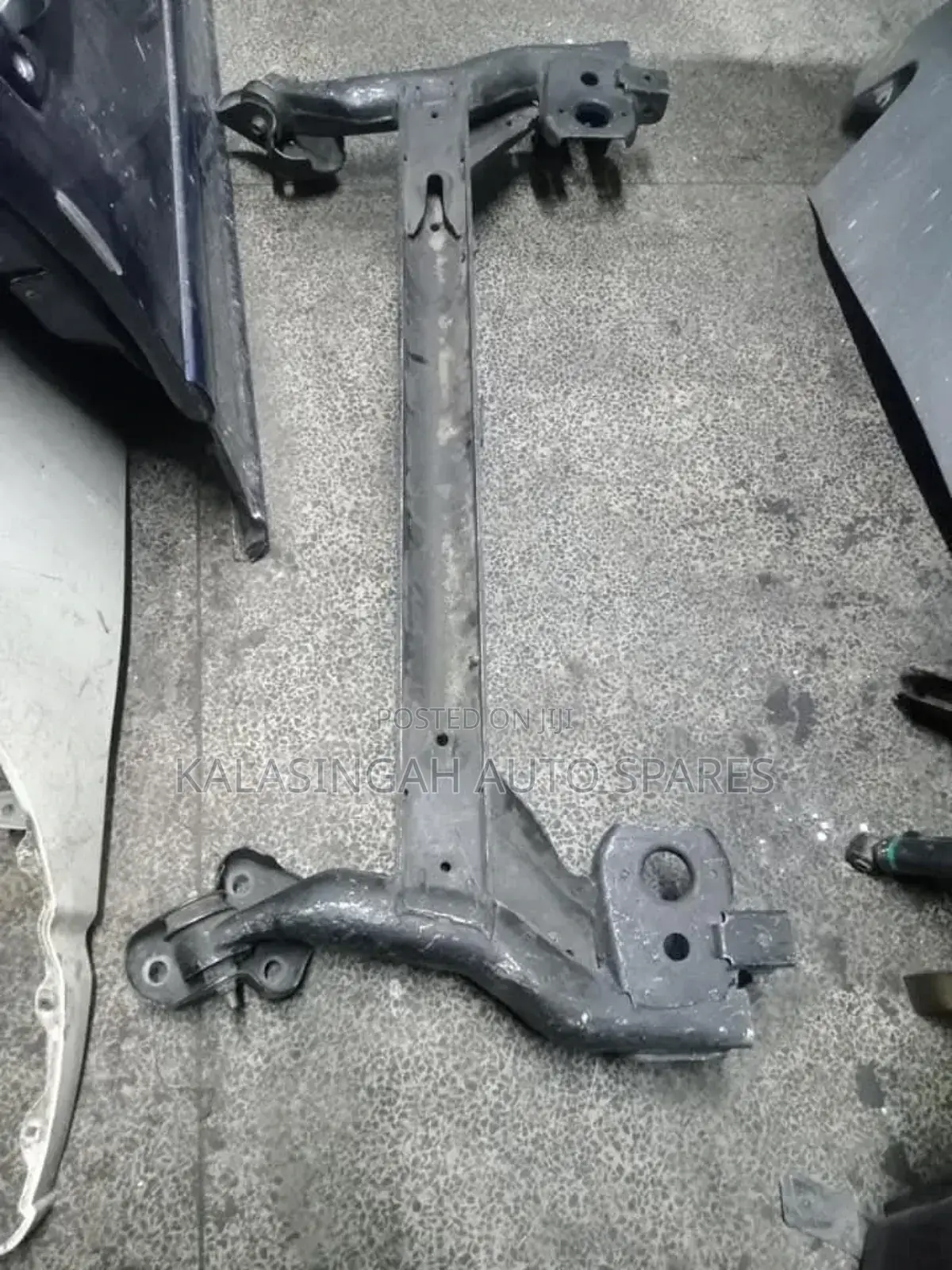 Rear Axle Bean Nissan Note 2010