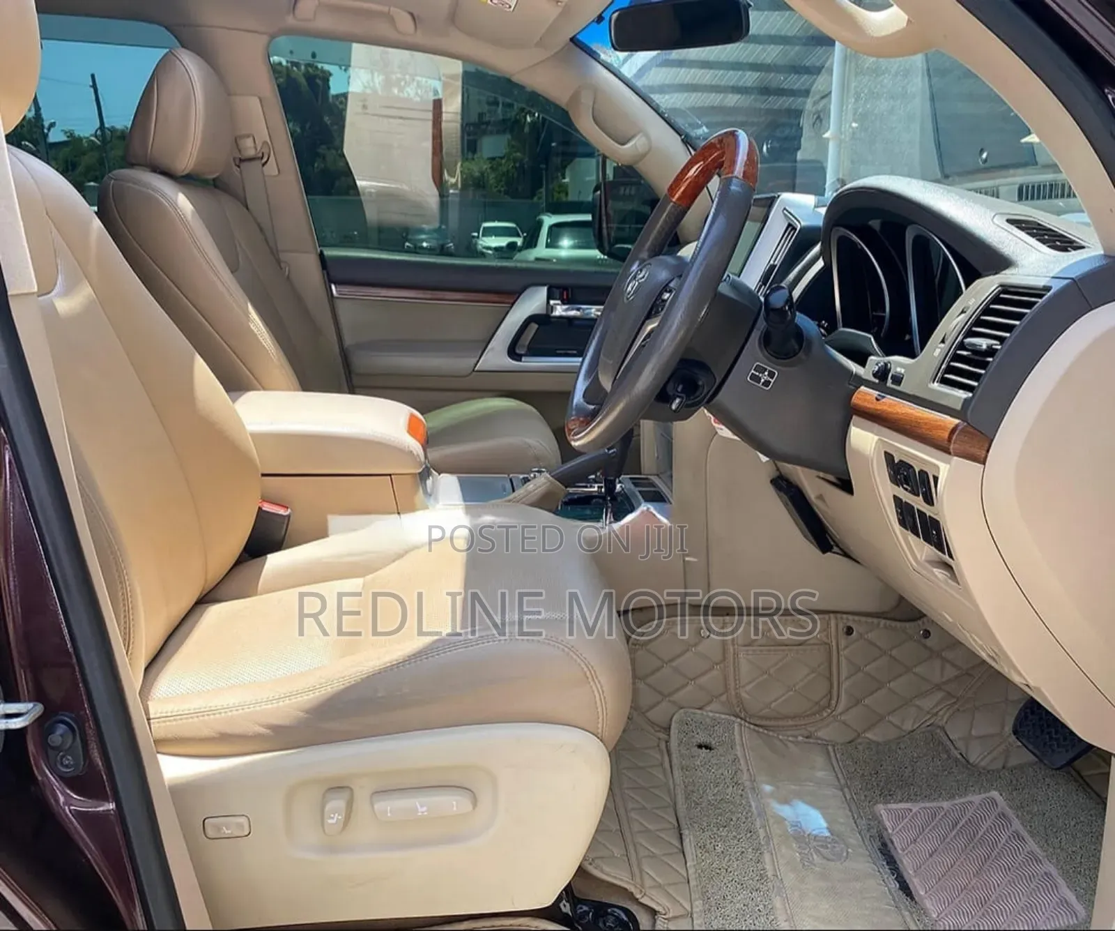 Toyota Land Cruiser 4.6 V8 ZX 2015 Burgundy