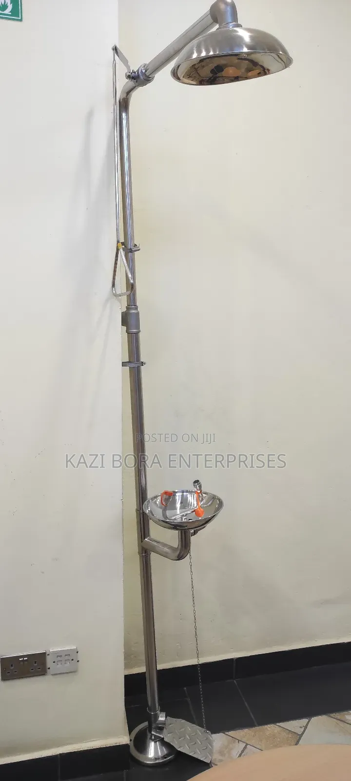 Emergency Shower With Eye Wash Stations