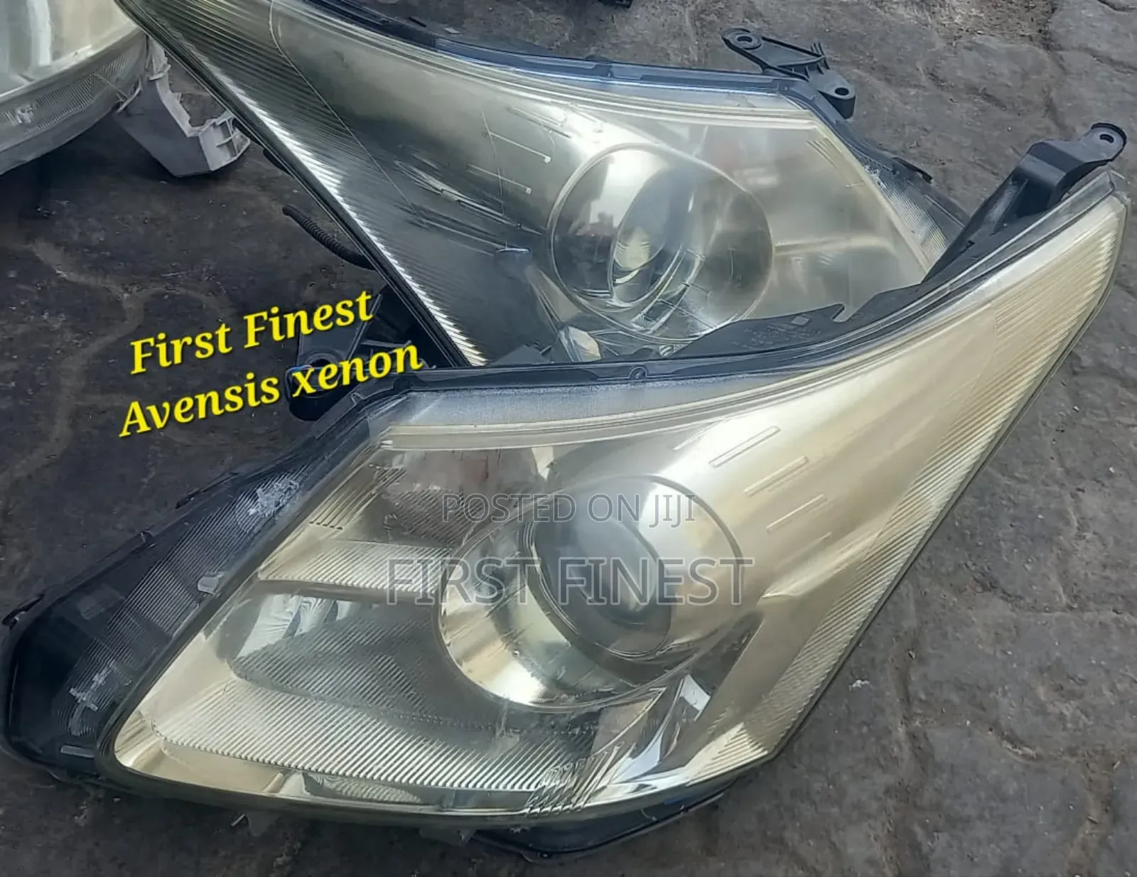 Avensis 2014 Xenon