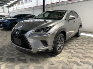 Lexus NX 300h Base 4x4 (2.5L 4cyl 2A) 2017 Ivory