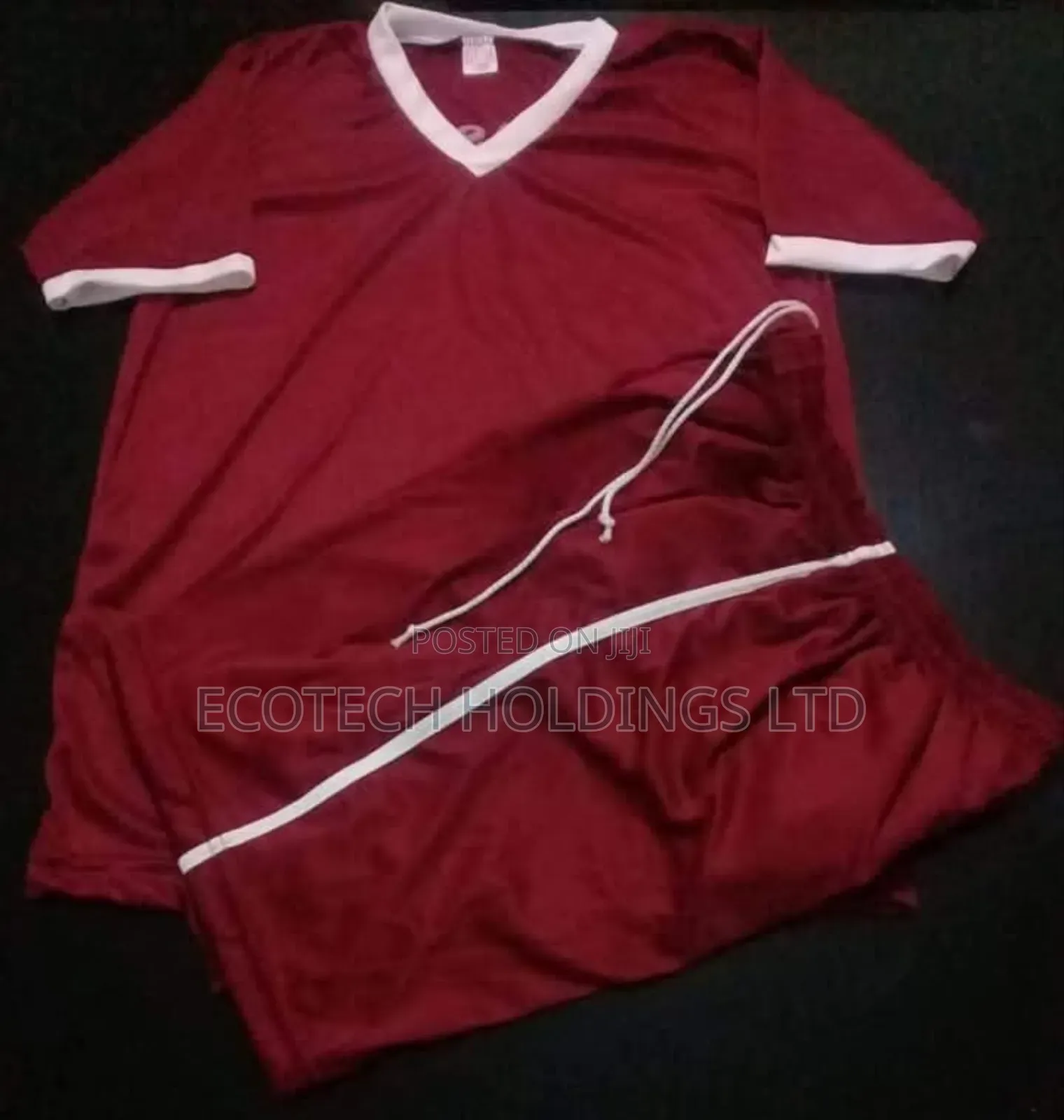 Vintage Maroon Games Kit for High School Gv5rf