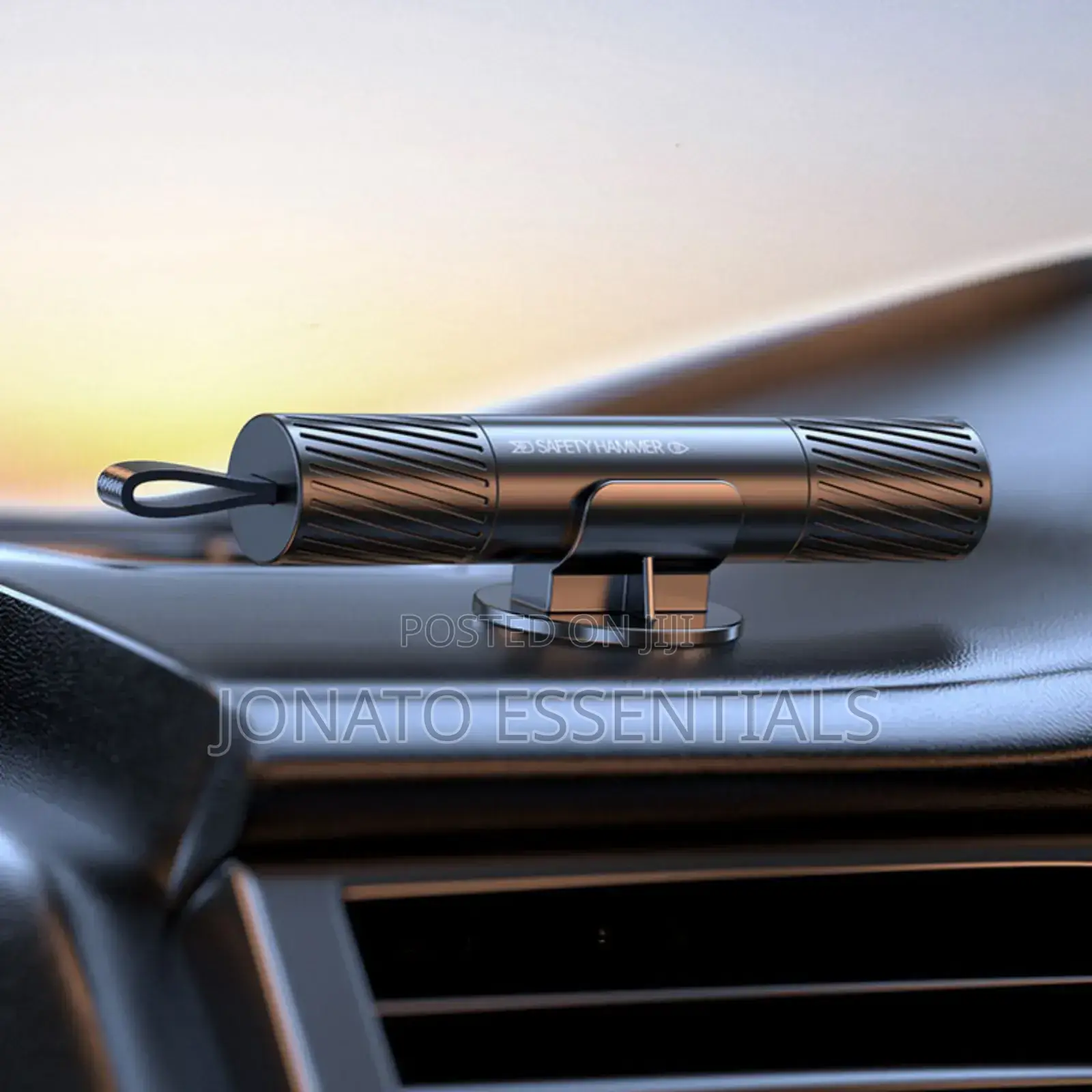 Car Emergency Window Glass Breaker and Safety Belt Cutter
