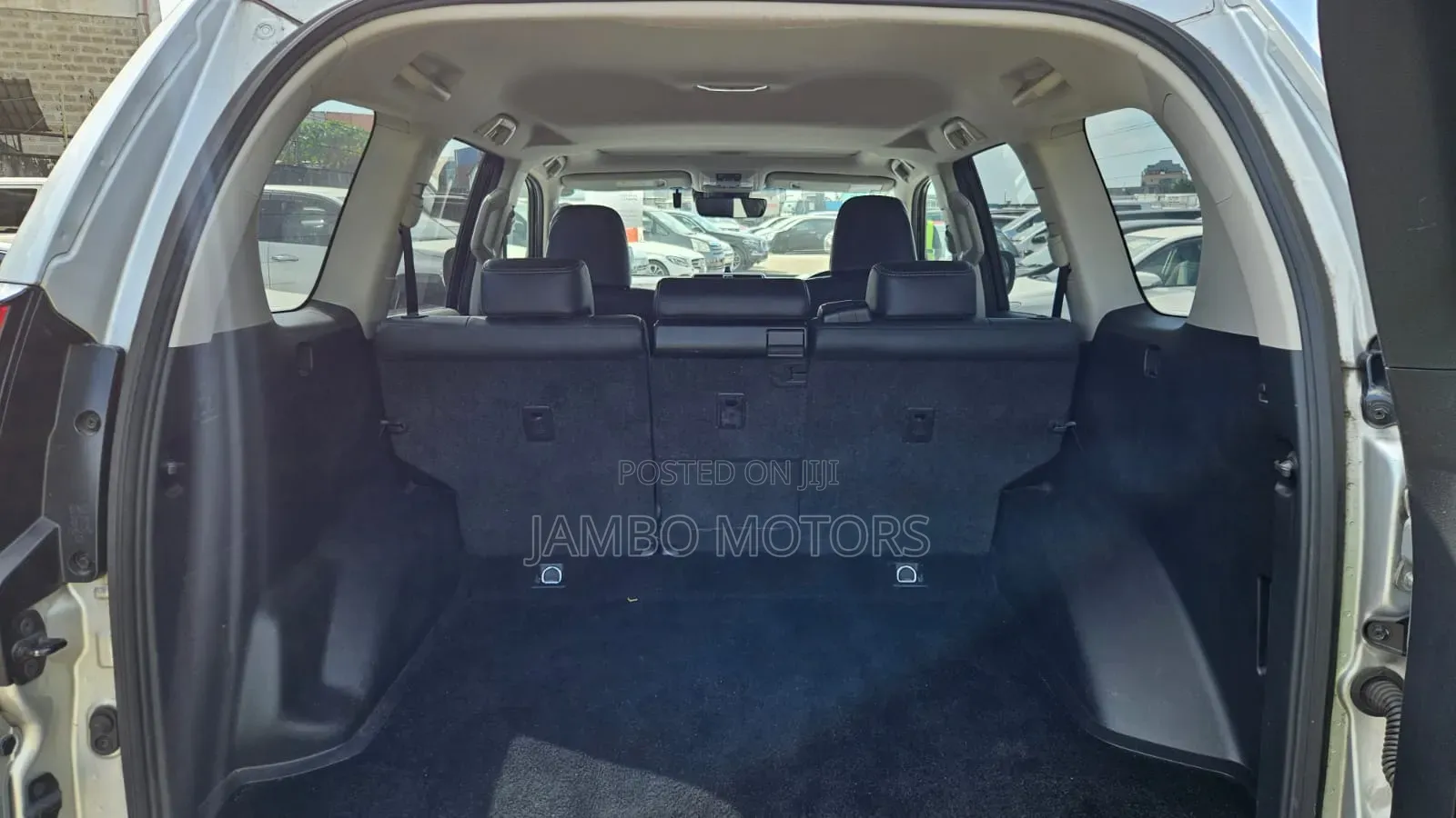 Toyota Land Cruiser Prado 2.8 2019 Silver