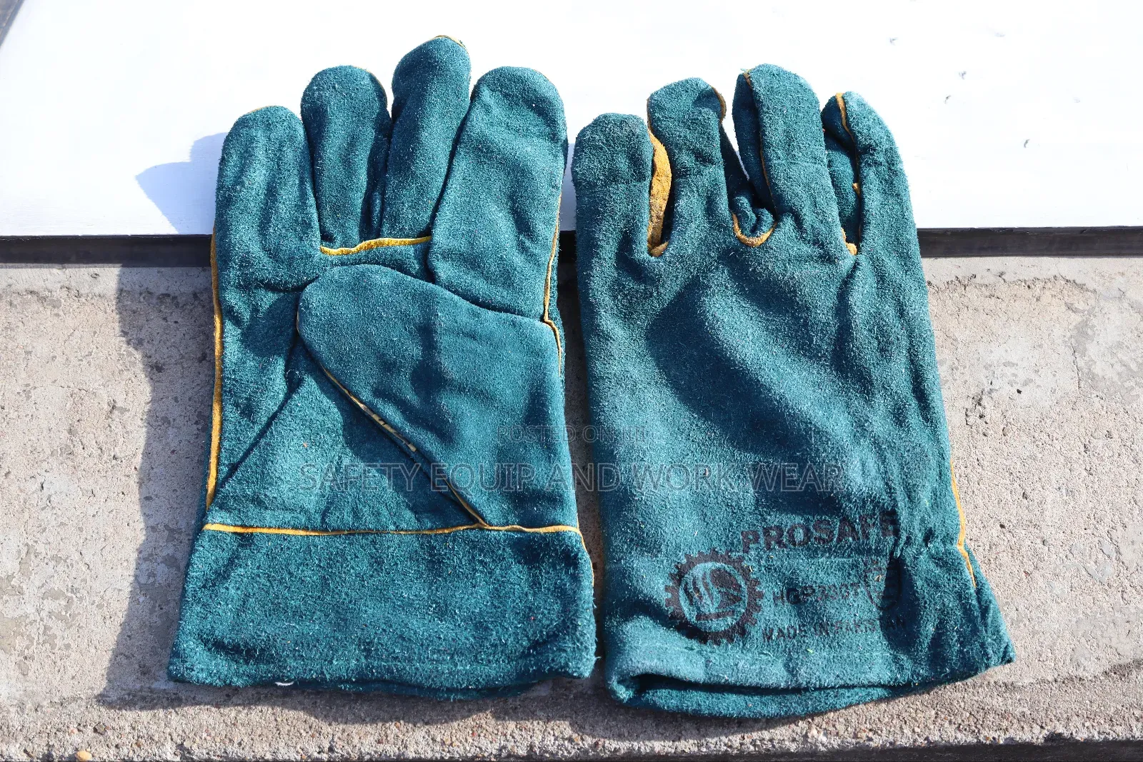 Short Leather Handwear