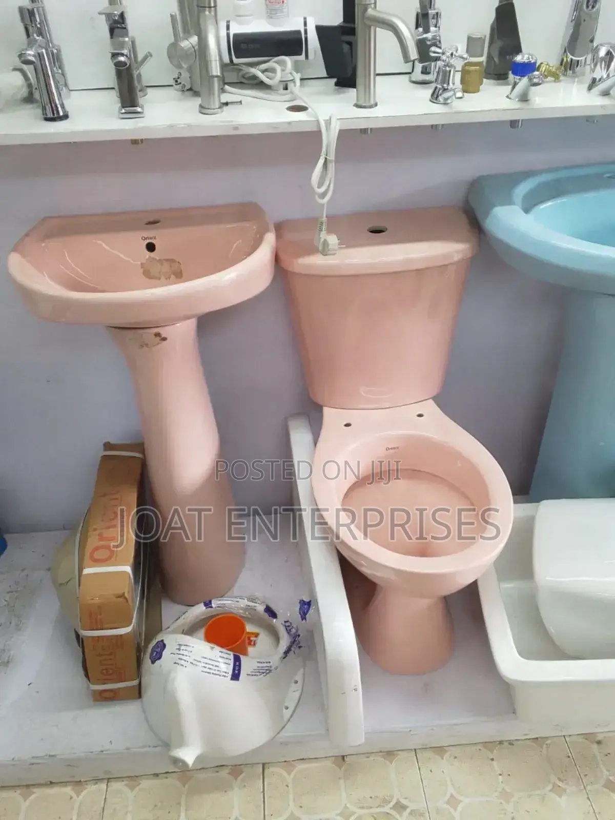 Complete Pink Toilet Set