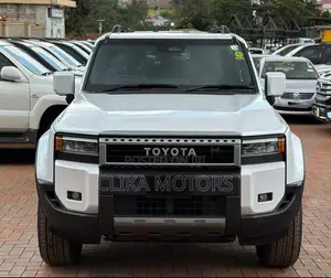Toyota Land Cruiser Prado 2024 Pearl