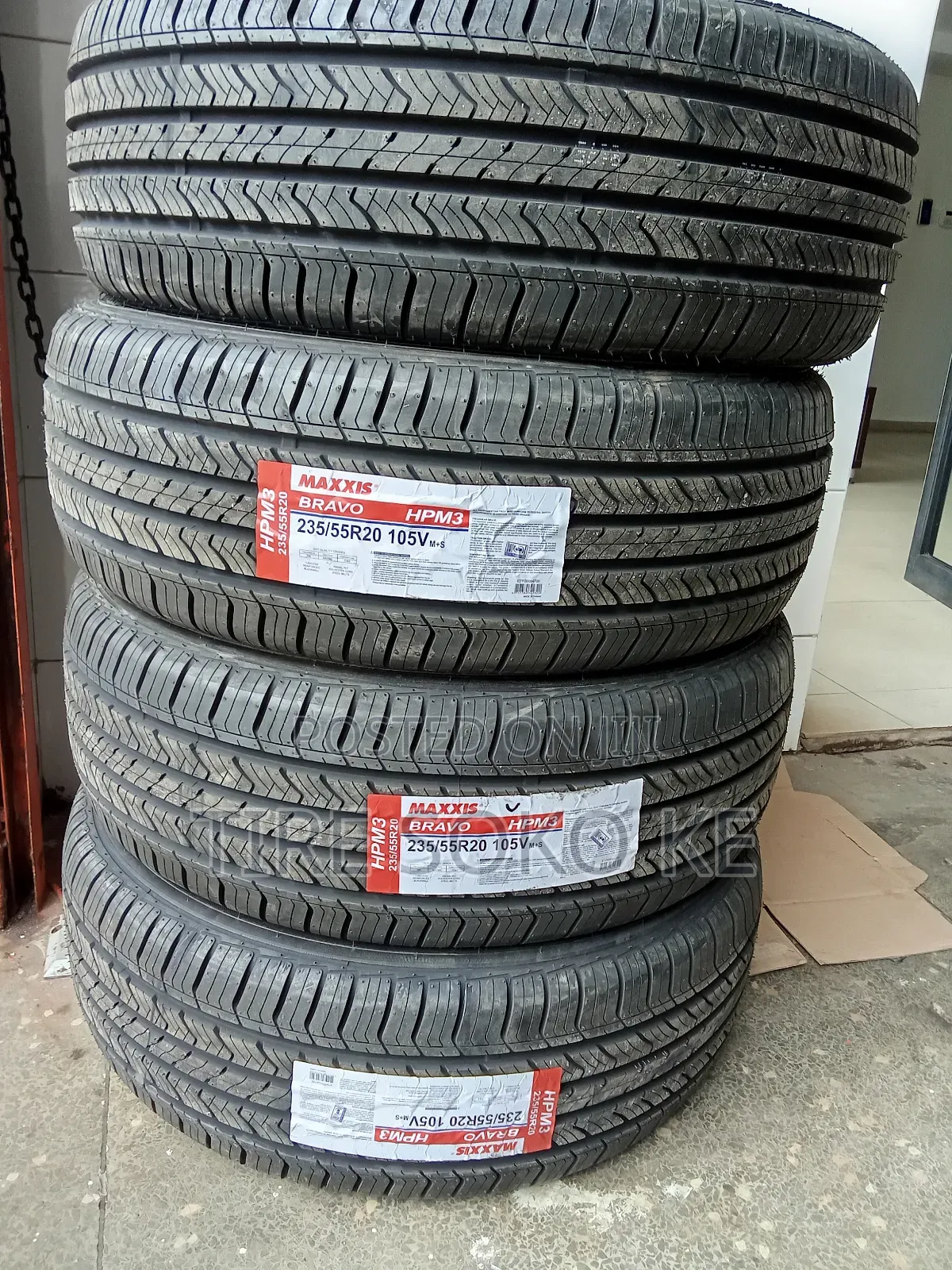 235/55r20 Maxxis Bravo Hpm3
