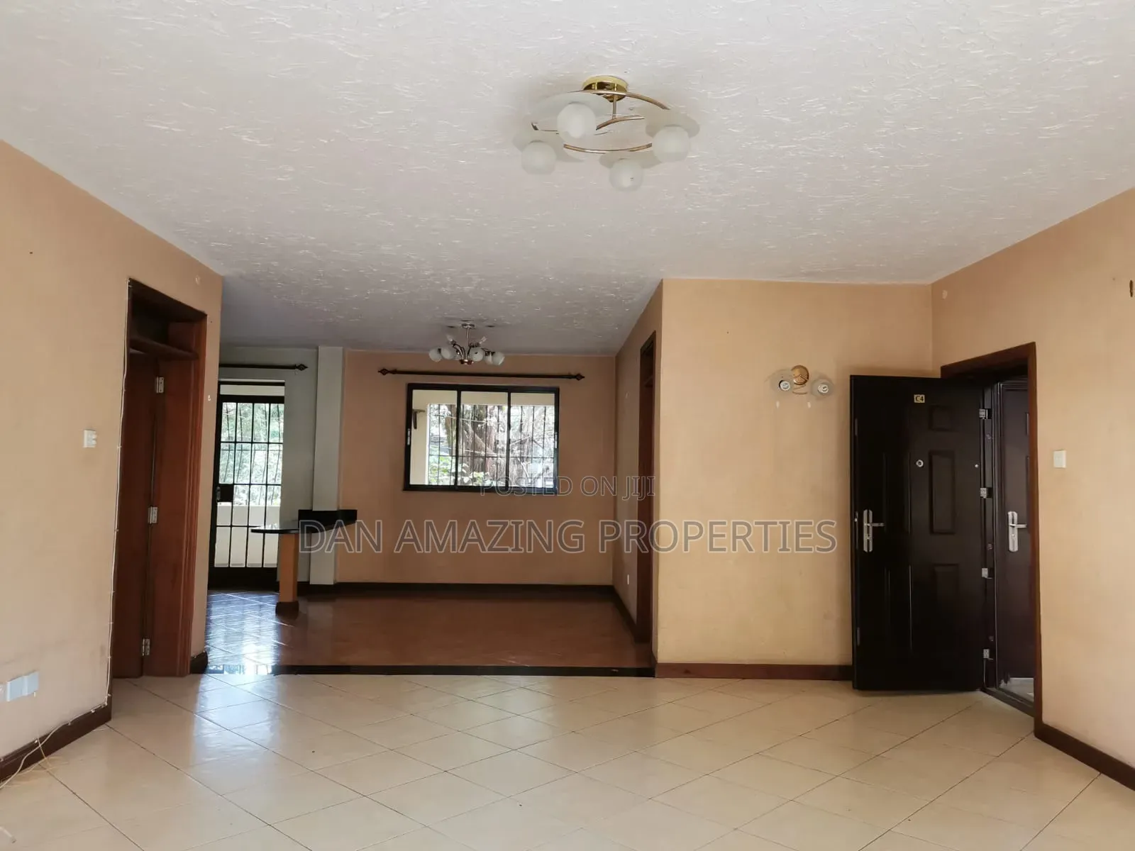 3bdrm Apartment in Kingara Rd Plus Dsq, Lavington for sale