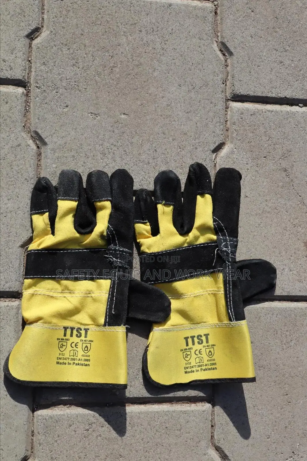Leather Grip Gloves