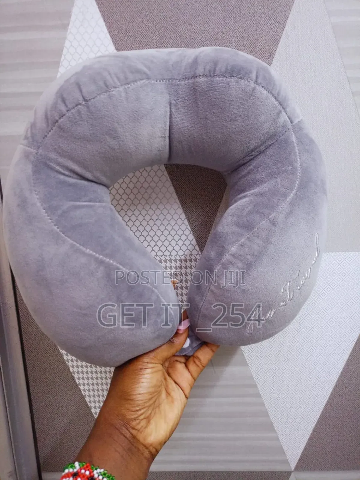 *Comfy Travelling Pillow*
〰Colours: Pink, Purple And Grey