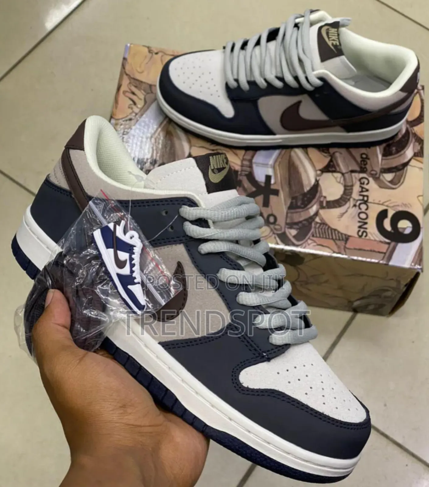 Otommo Navy Sizes 44/45 at 3700