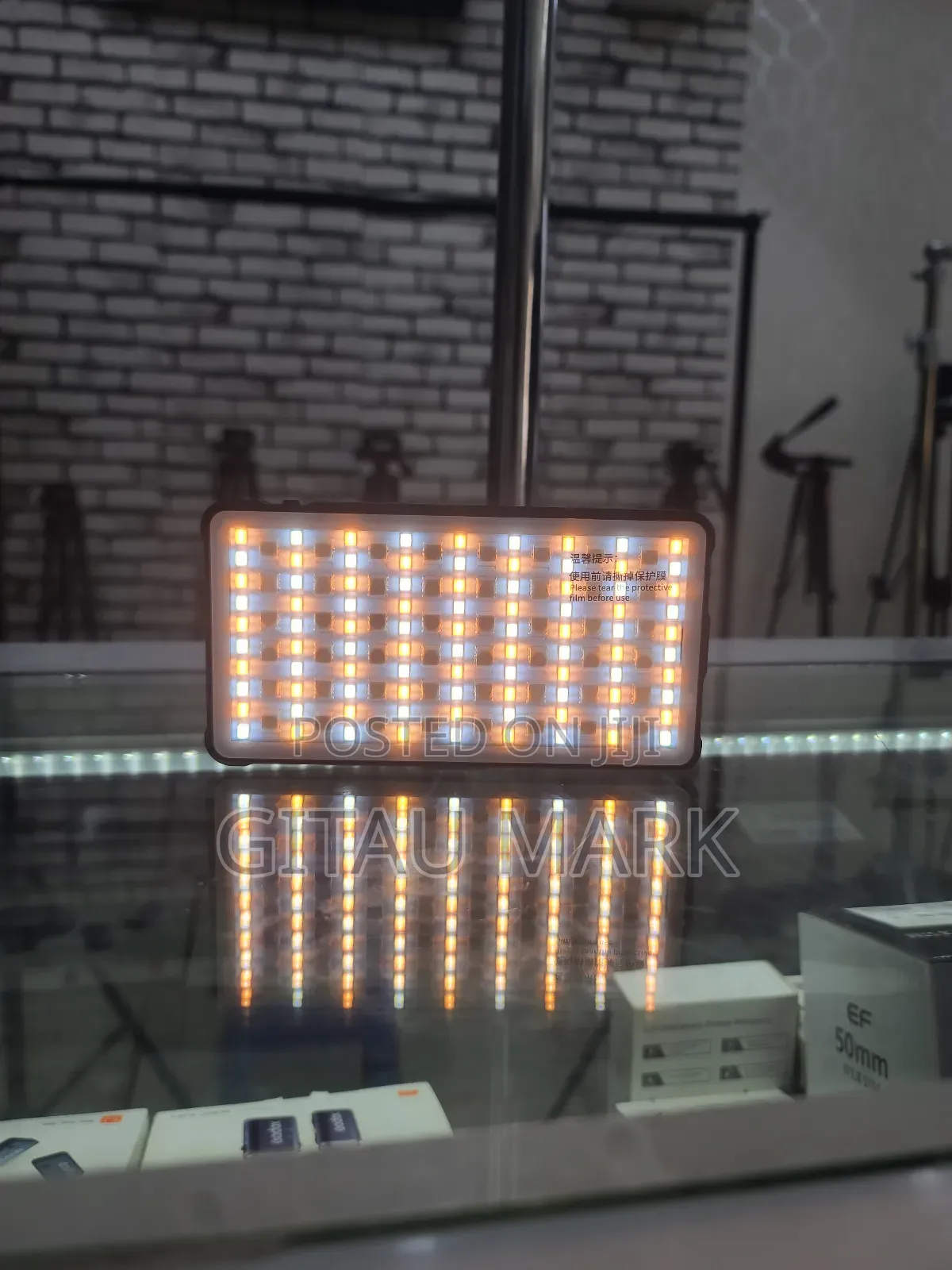 Caisi Portable RGB LED Light CS-L-C02 Videolight