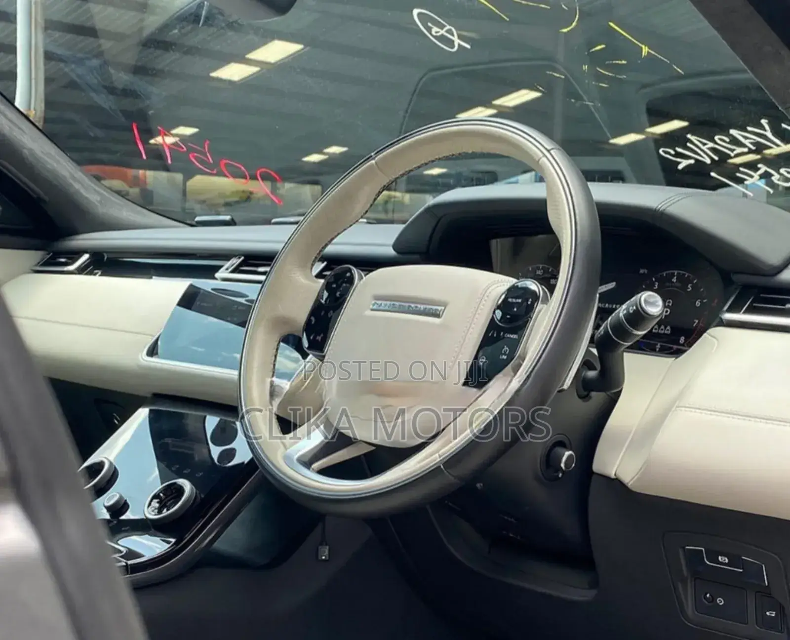 Land Rover Range Rover Velar 2017 Ivory