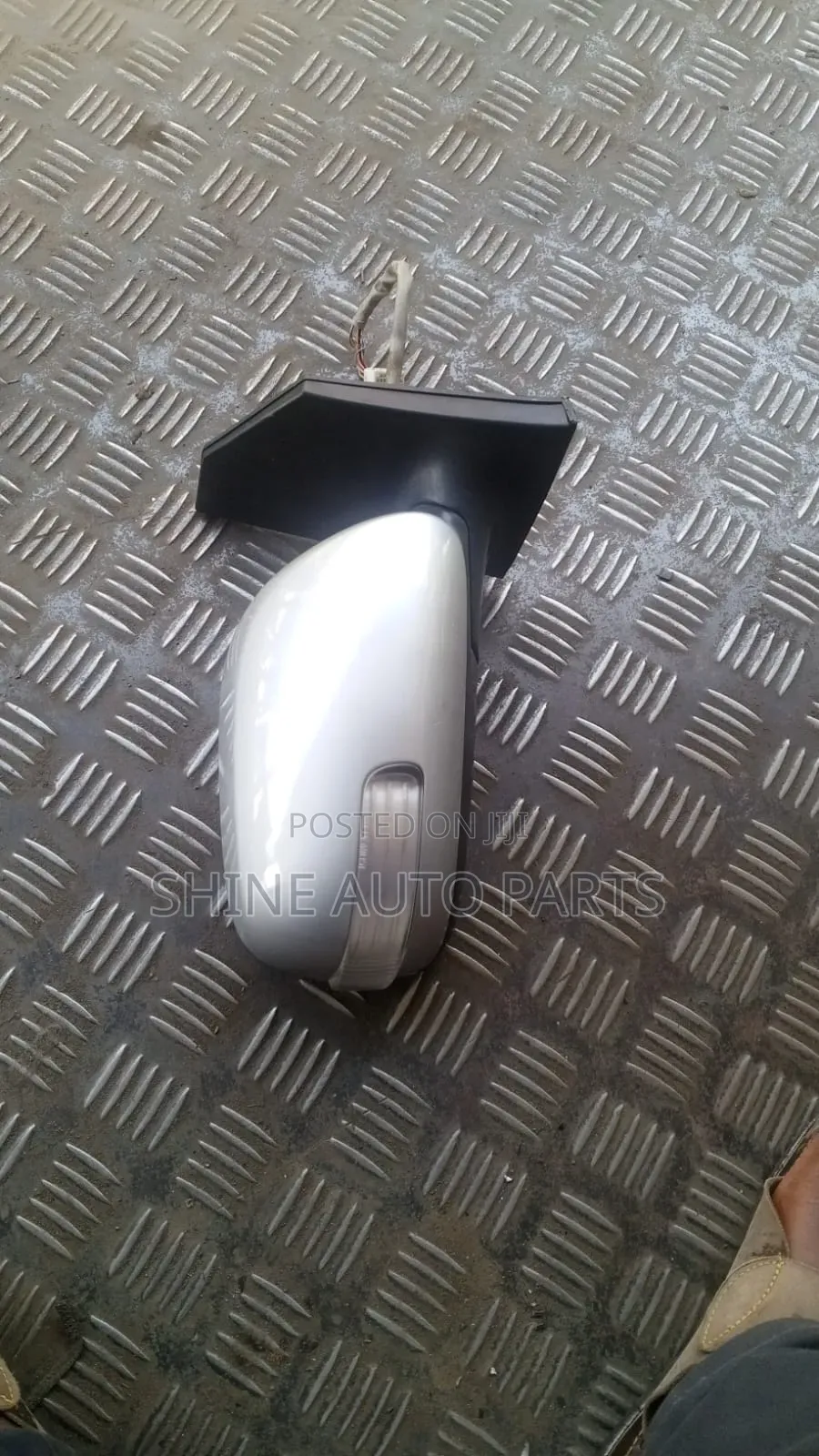 Premio 260 Side Mirrors