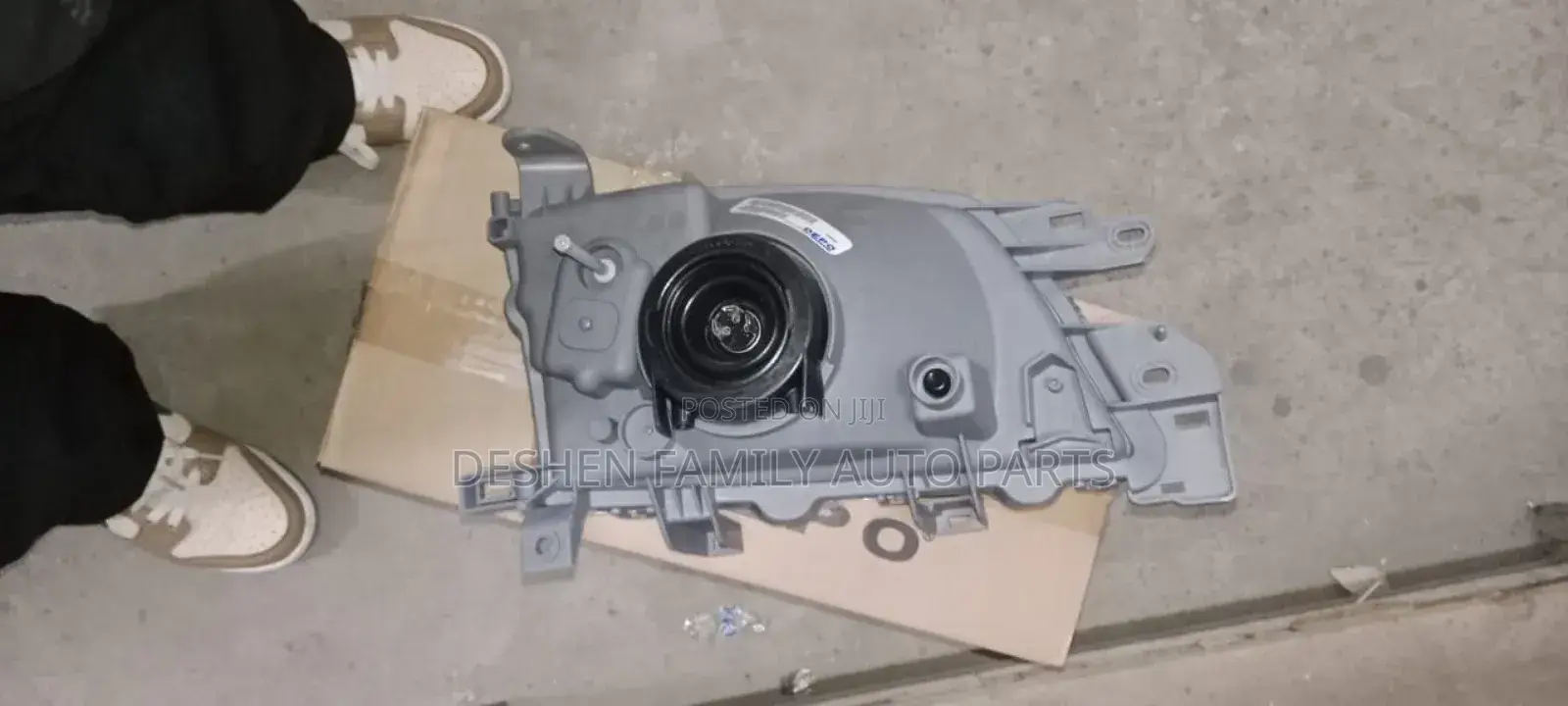 Subaru Forester SF Headlight/ Headlamp