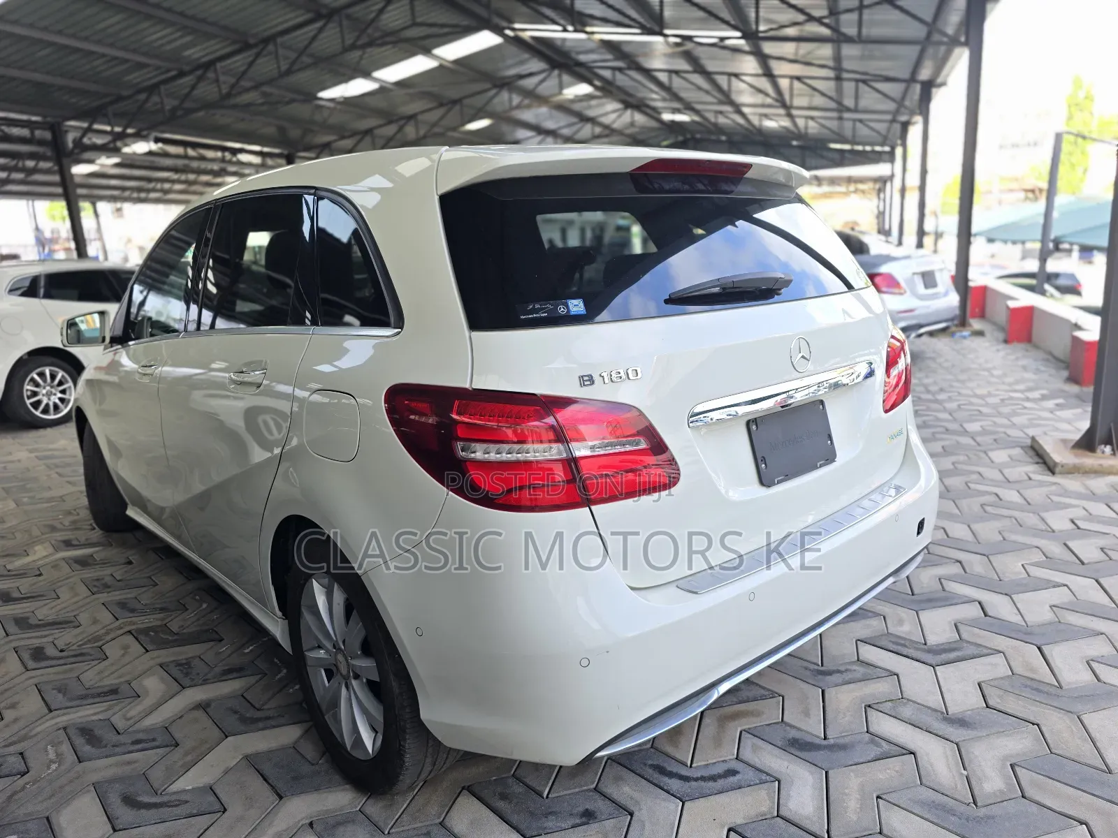 Mercedes-Benz B-Class B180 Petrol 2018 White