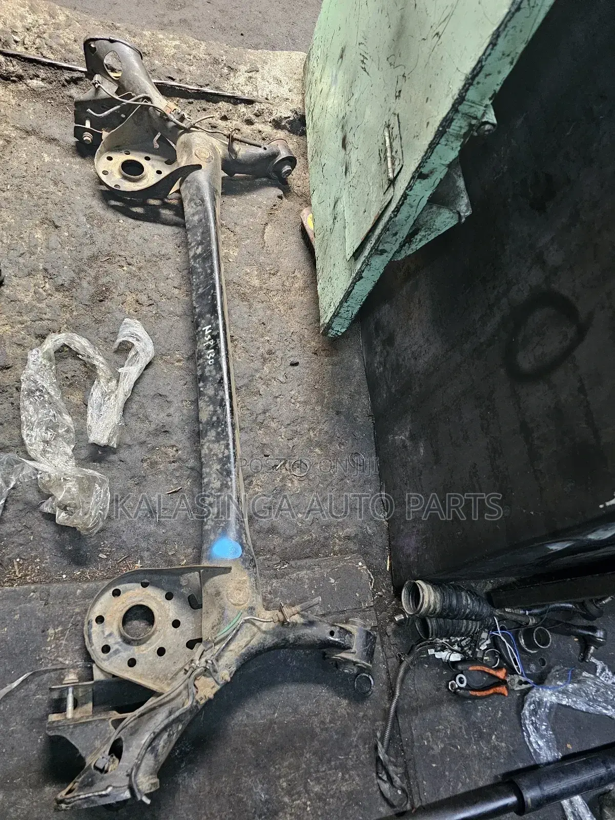 Axio Rear Axle Beam 2015