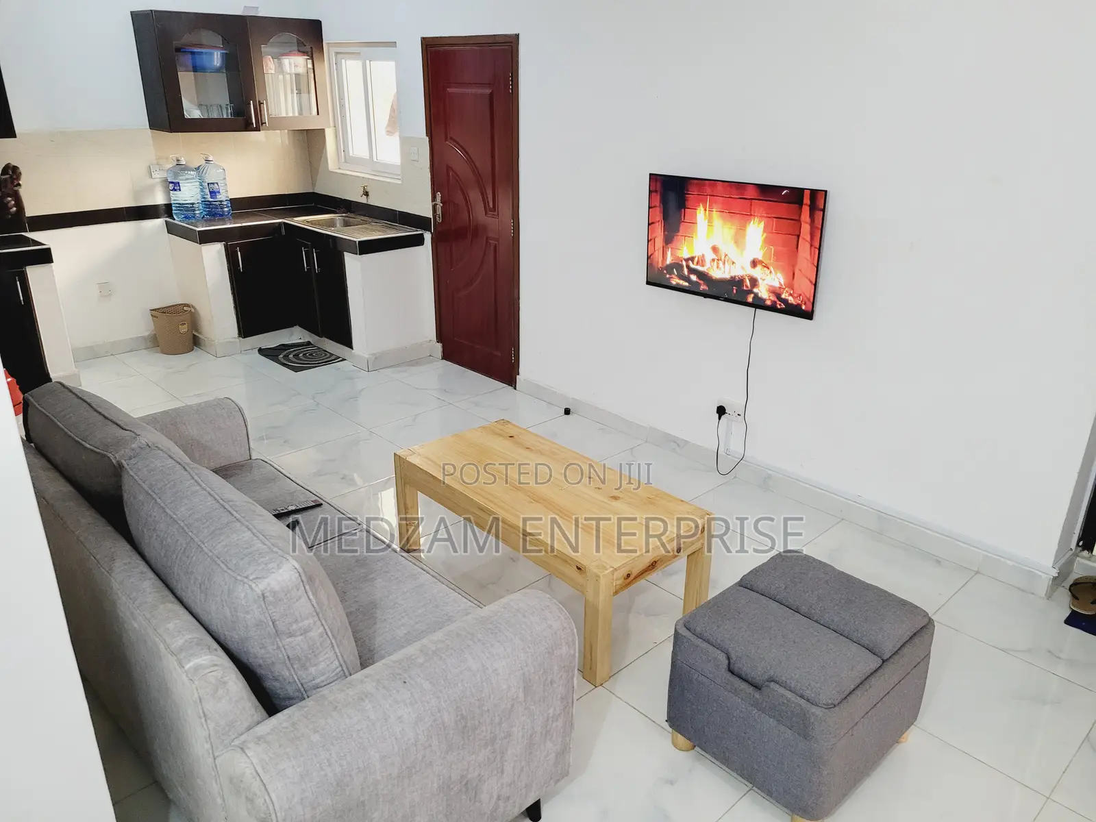 Specious Studio 218