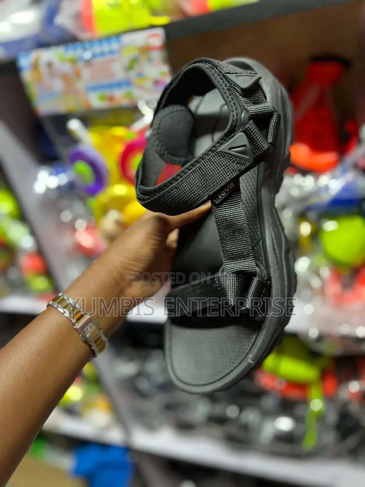 Black Open Shoe's Teva/Open-Shoes 40-45 Kes 1700