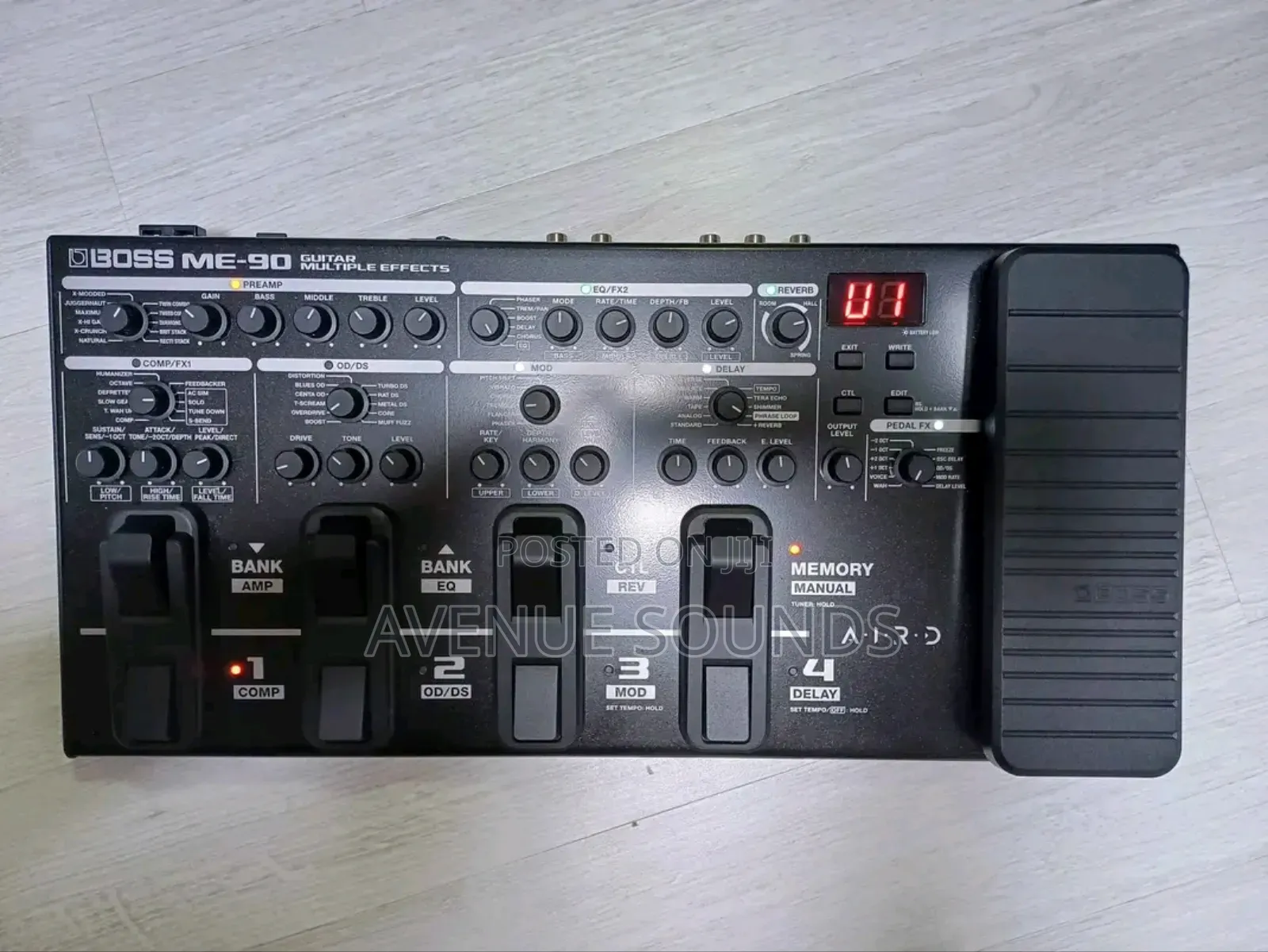 Boss Me-90 Guitar Effects Processor: