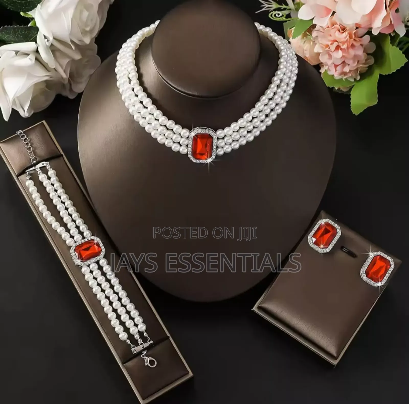Elegant Set Of Jewelry