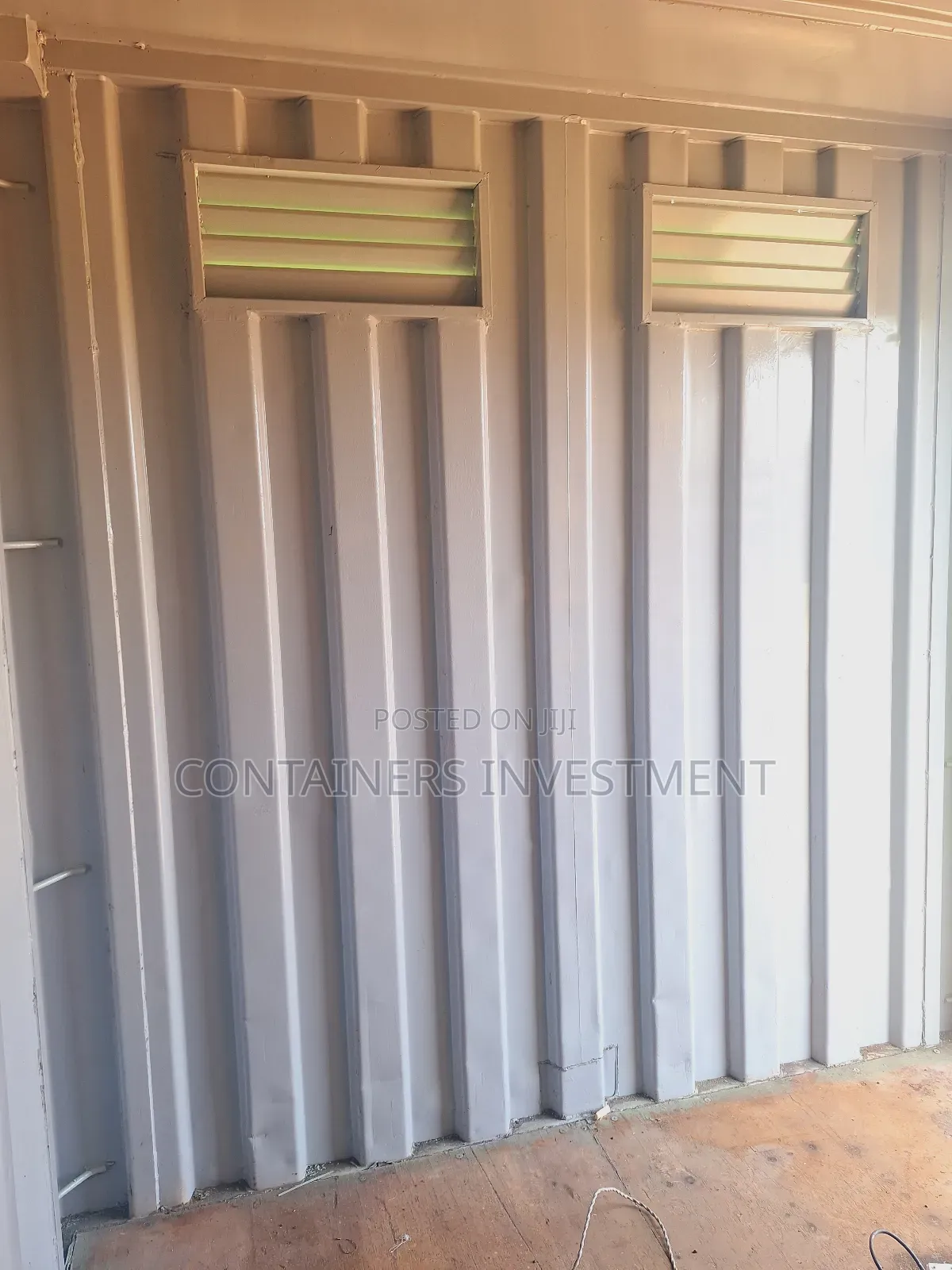20ft Shipping Container Into a Simple Accommodation Unit.