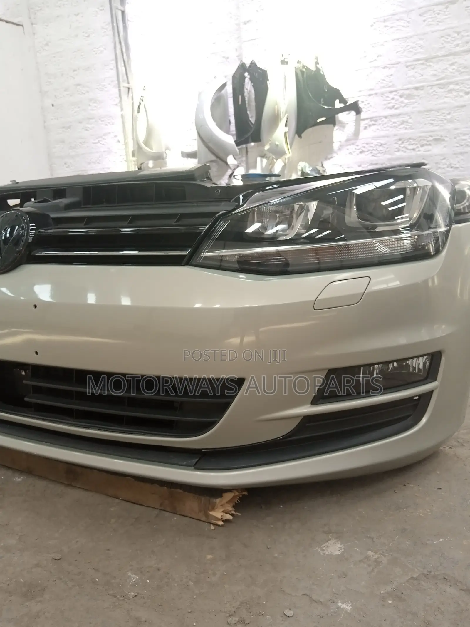 Volkswagen Golf Mk7 Tsi Nosecut