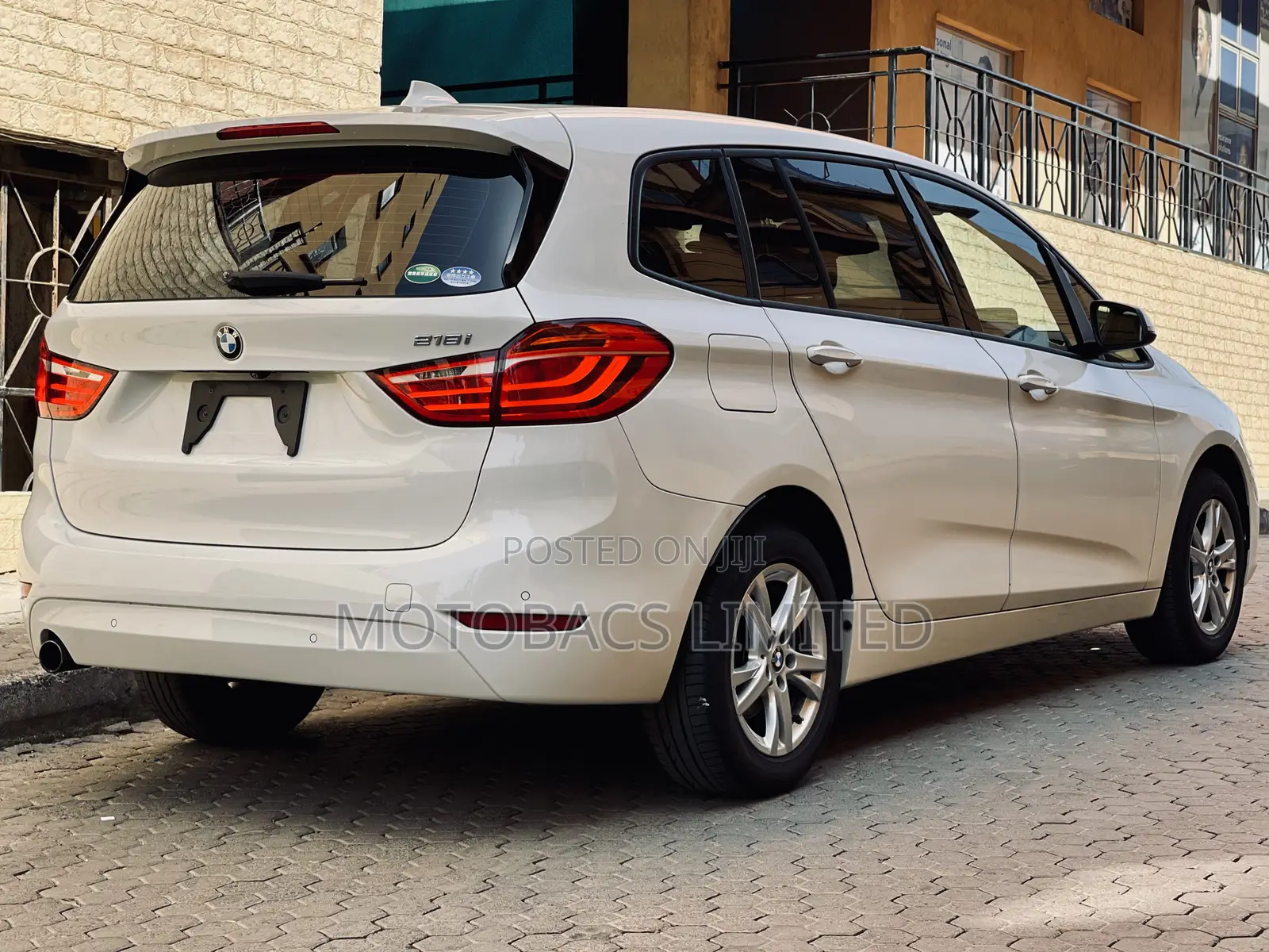 BMW 218i 2017 Pearl